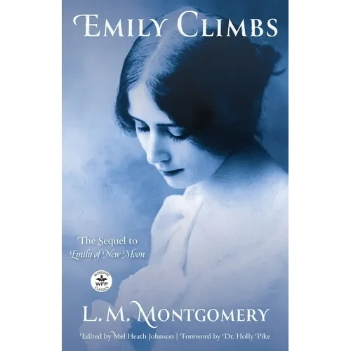 Emily Climbs - Paperback